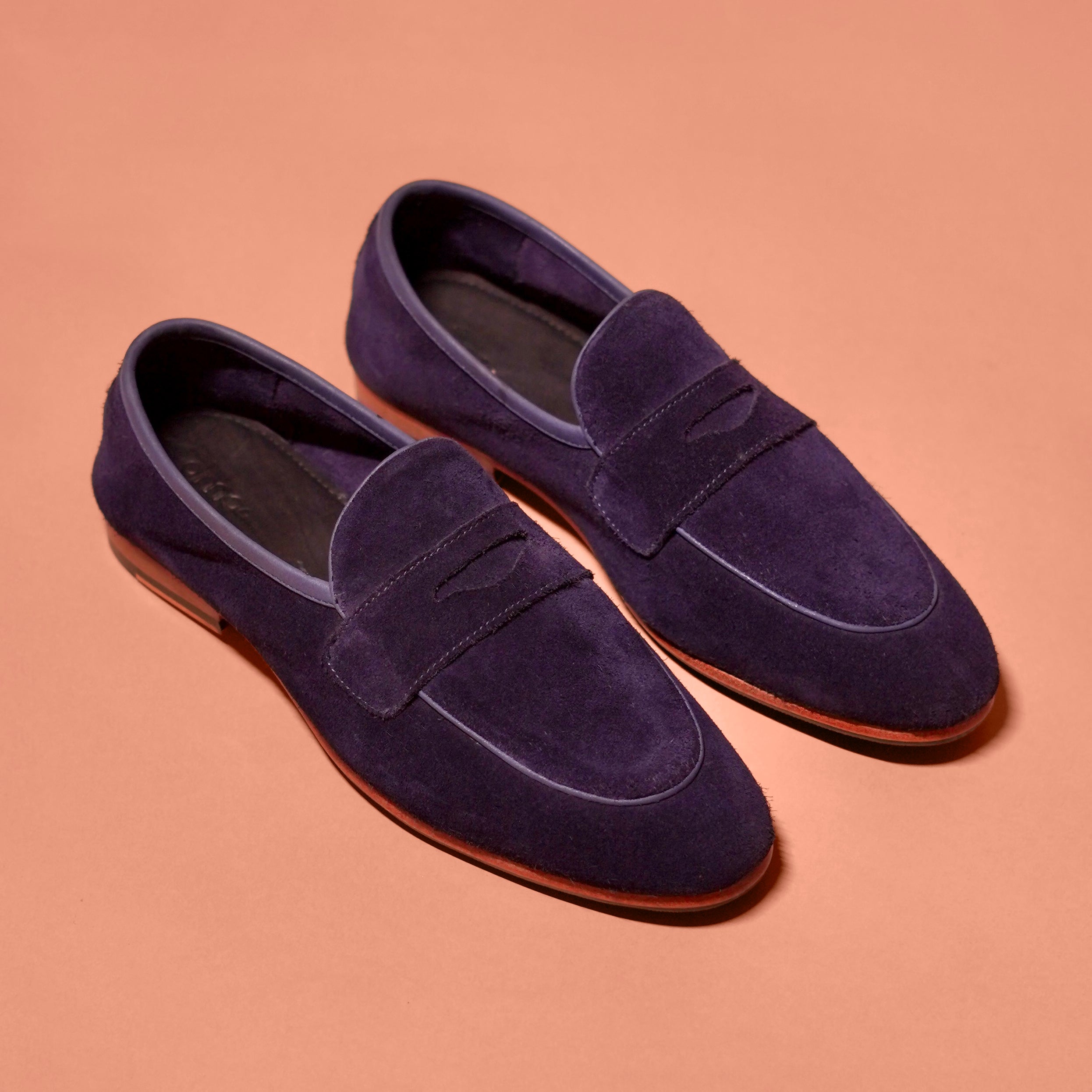 Flexo Azzurro | Deep navy flexible suede loafers
