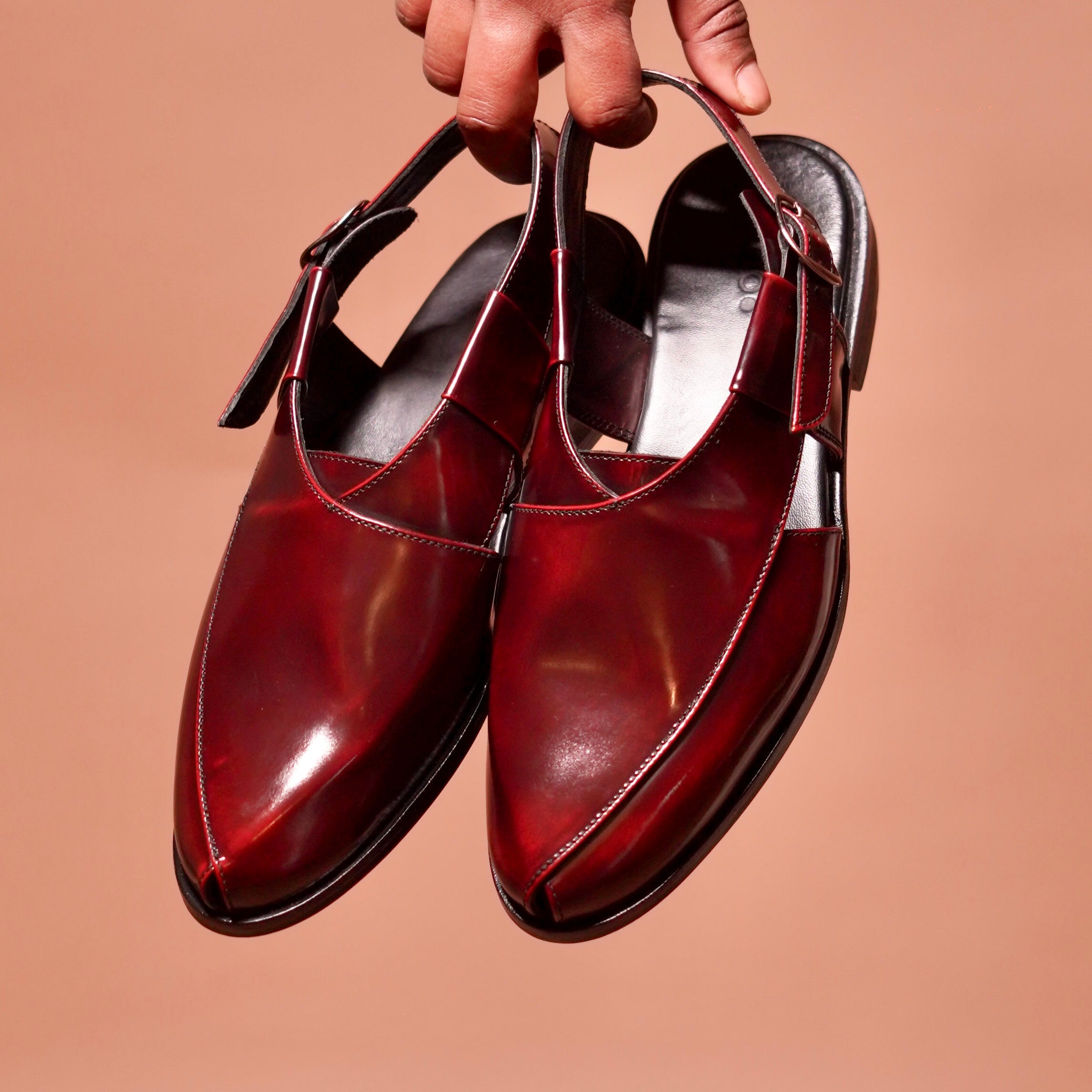 Pesha Borgogno | Classic cherry high shine peshawari sandals