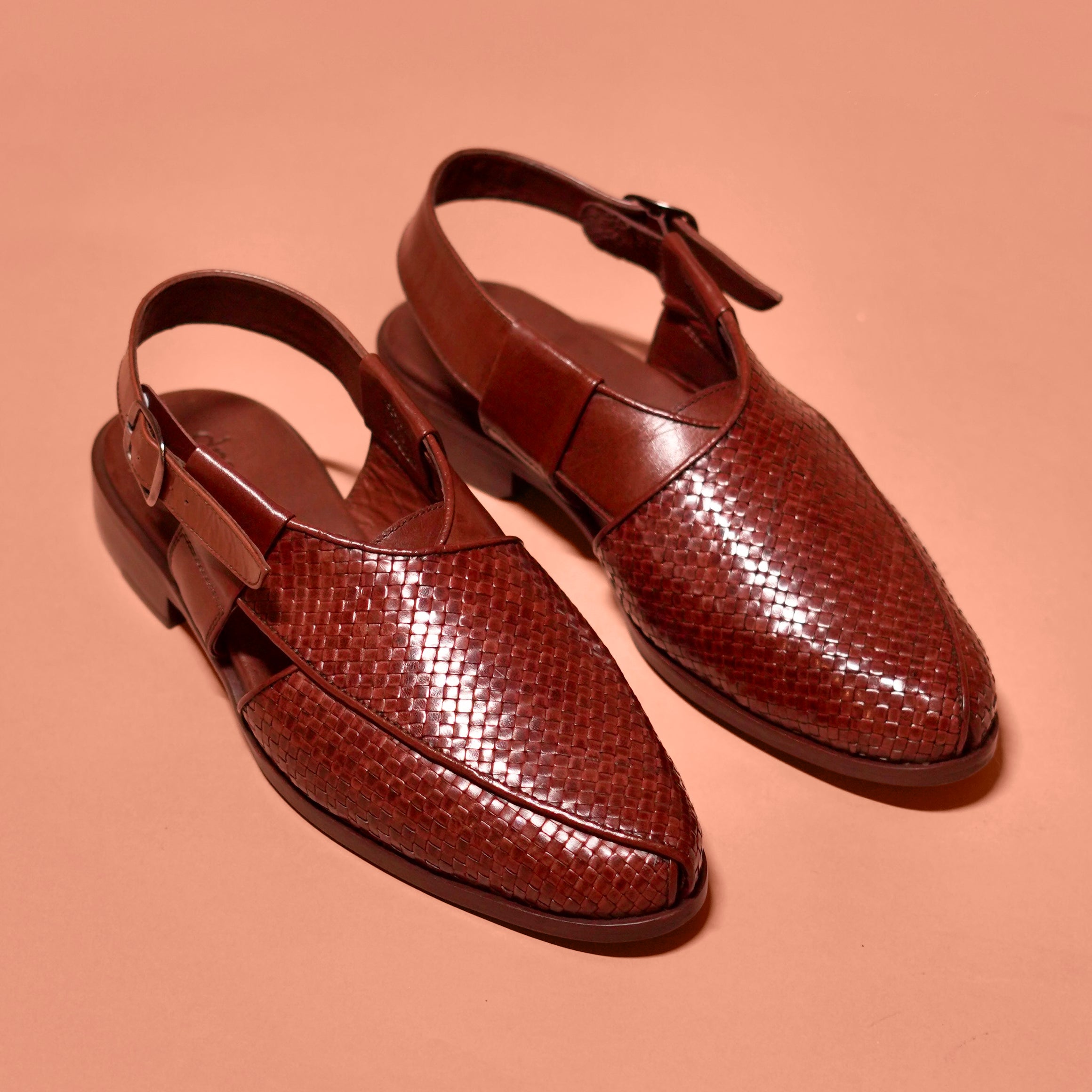 Pesha Marrone | Brown Weave leather Peshawaris