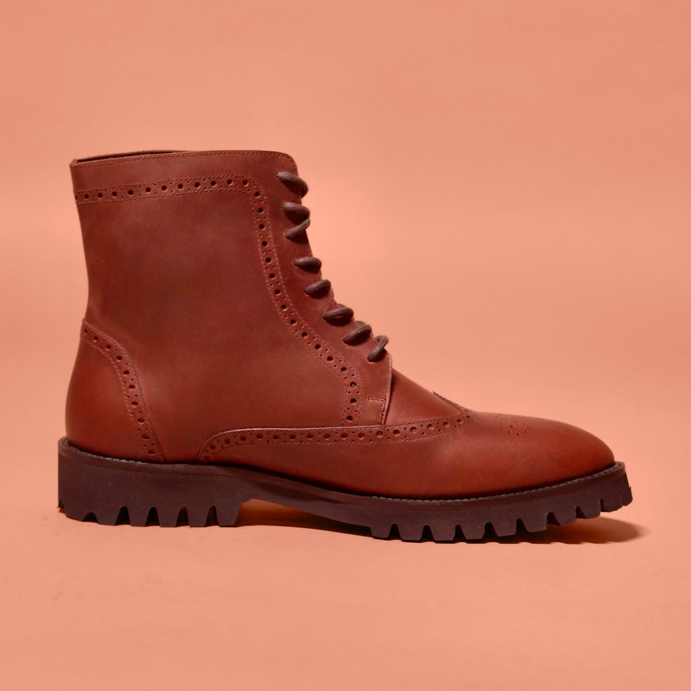 Sprazzo Leggero | Dark brown brogue leather boots