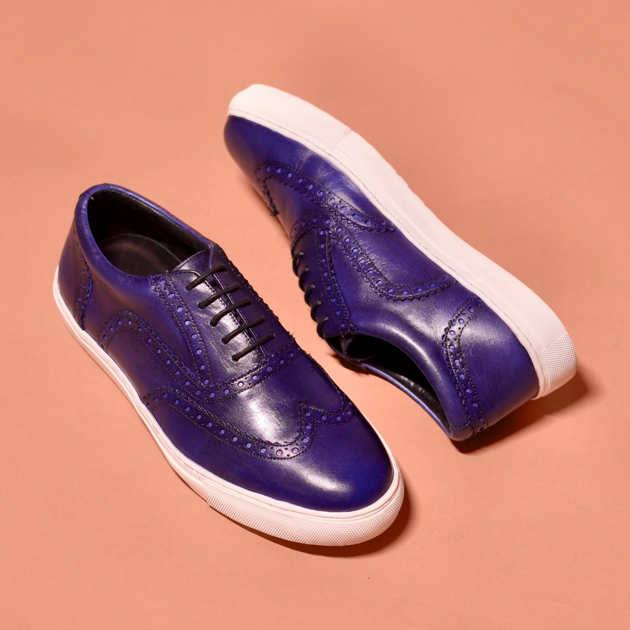 Cobalto | Classic deep blue leather brogue sneaker