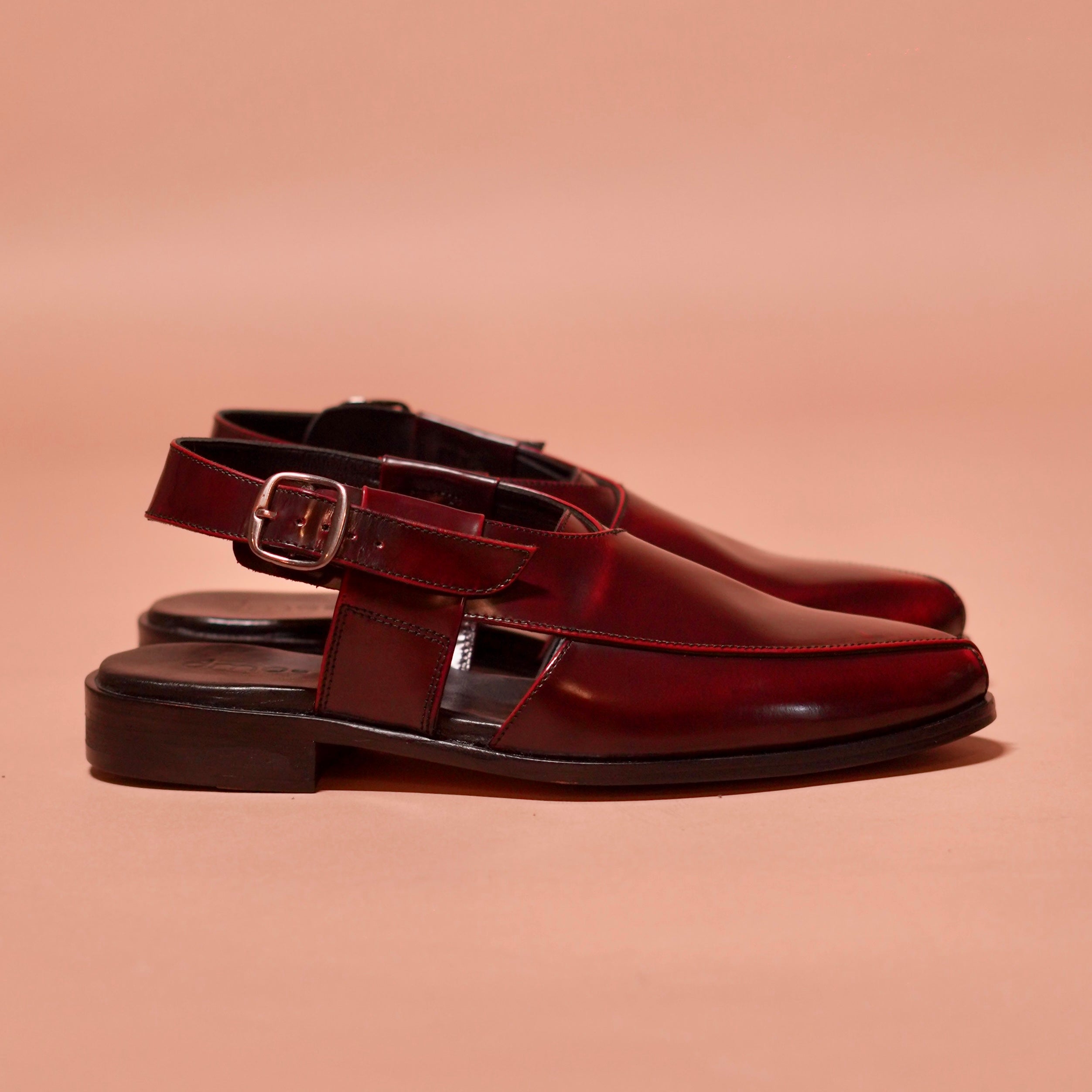 Pesha Borgogno | Classic cherry high shine peshawari sandals