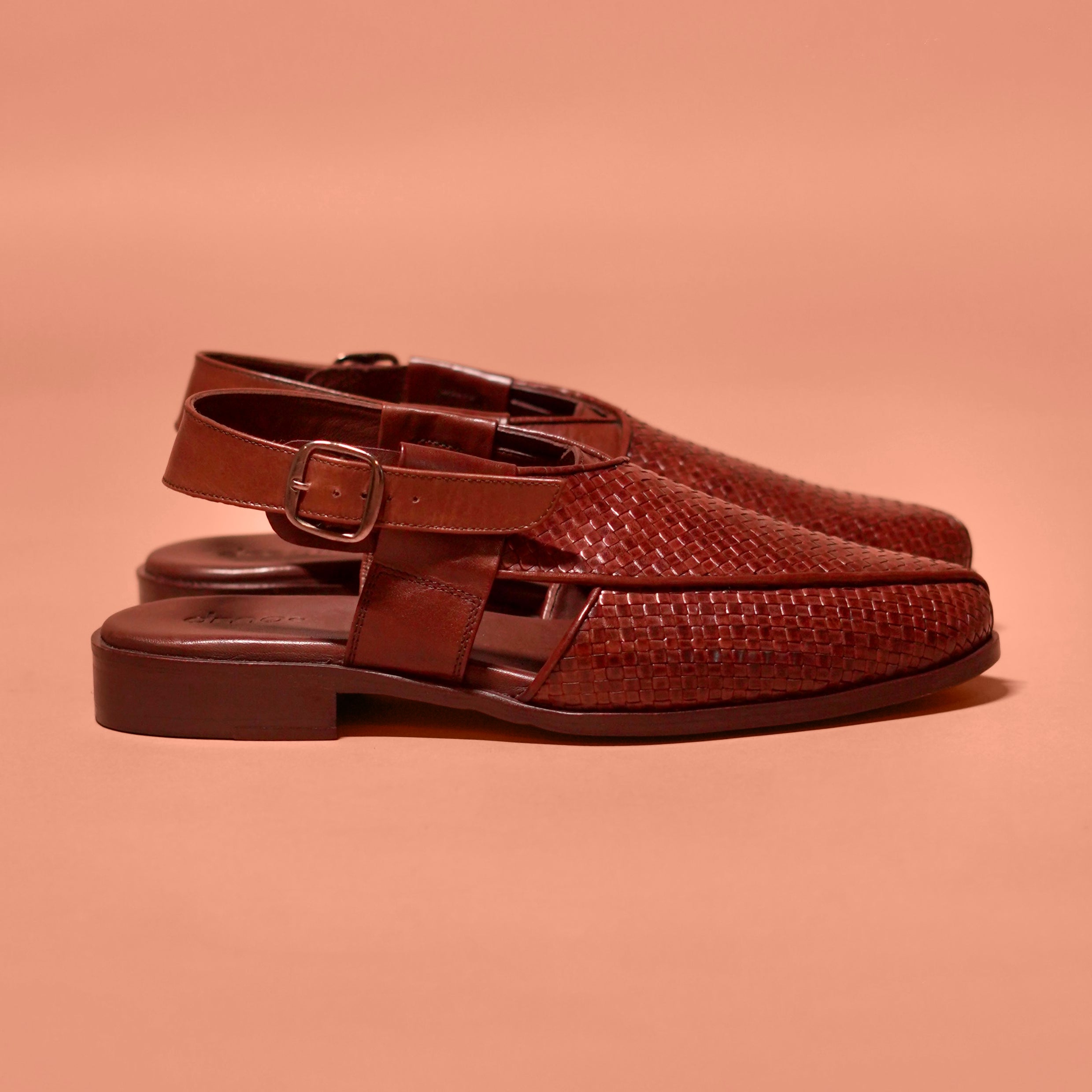 Pesha Marrone | Brown Weave leather Peshawaris
