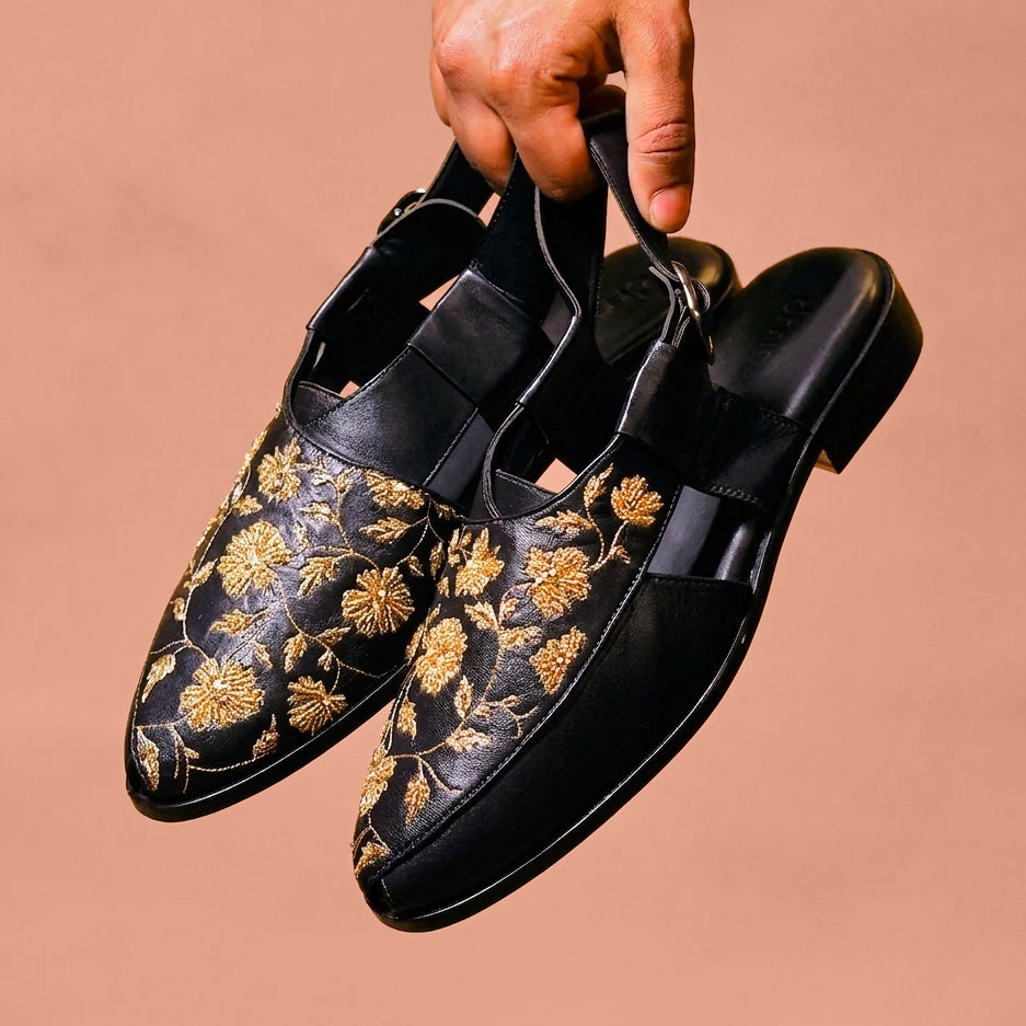 Men's luxury embroidered ethnic footwear