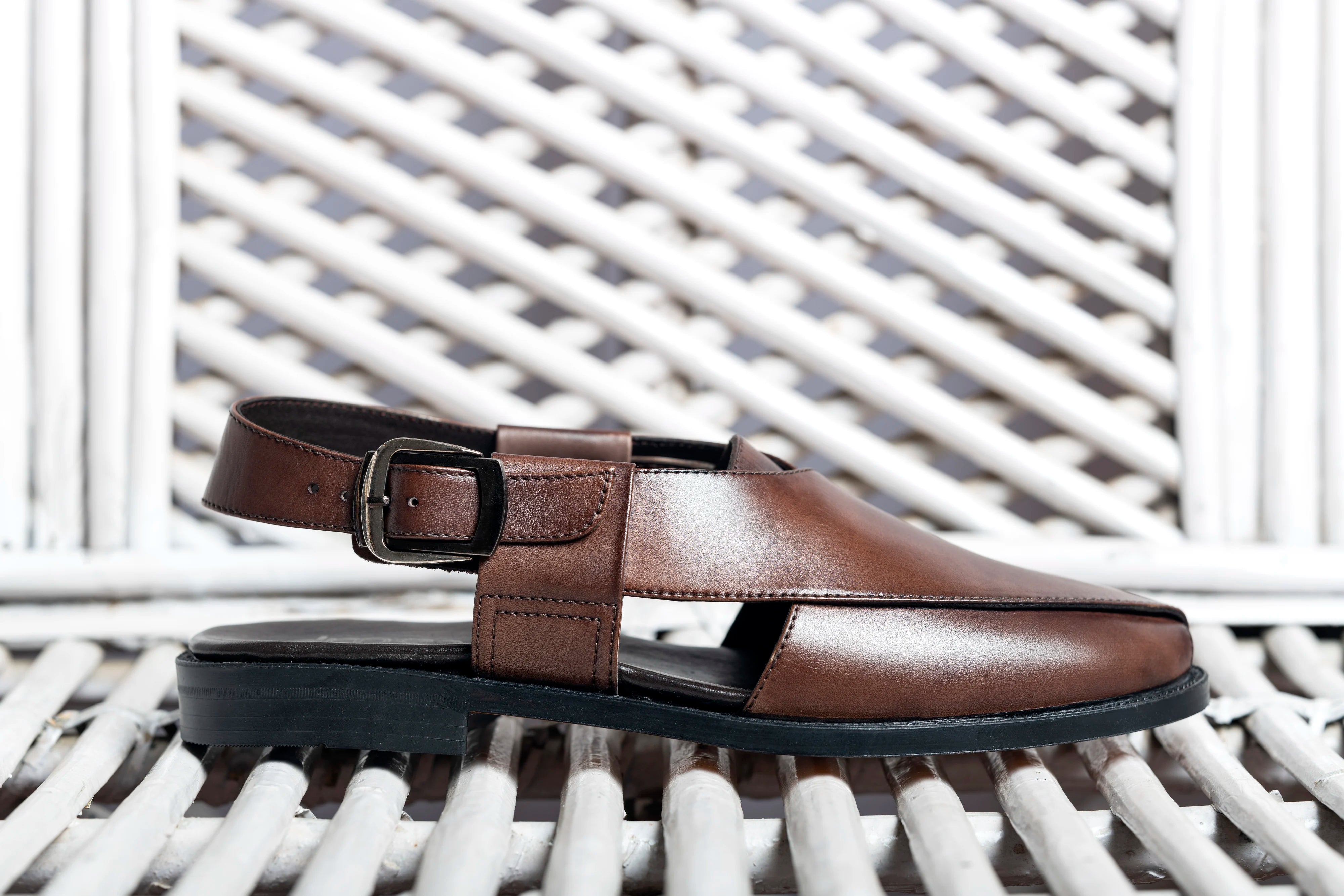 Pesha Bruno | Handcrafted brown leather Pershawaris