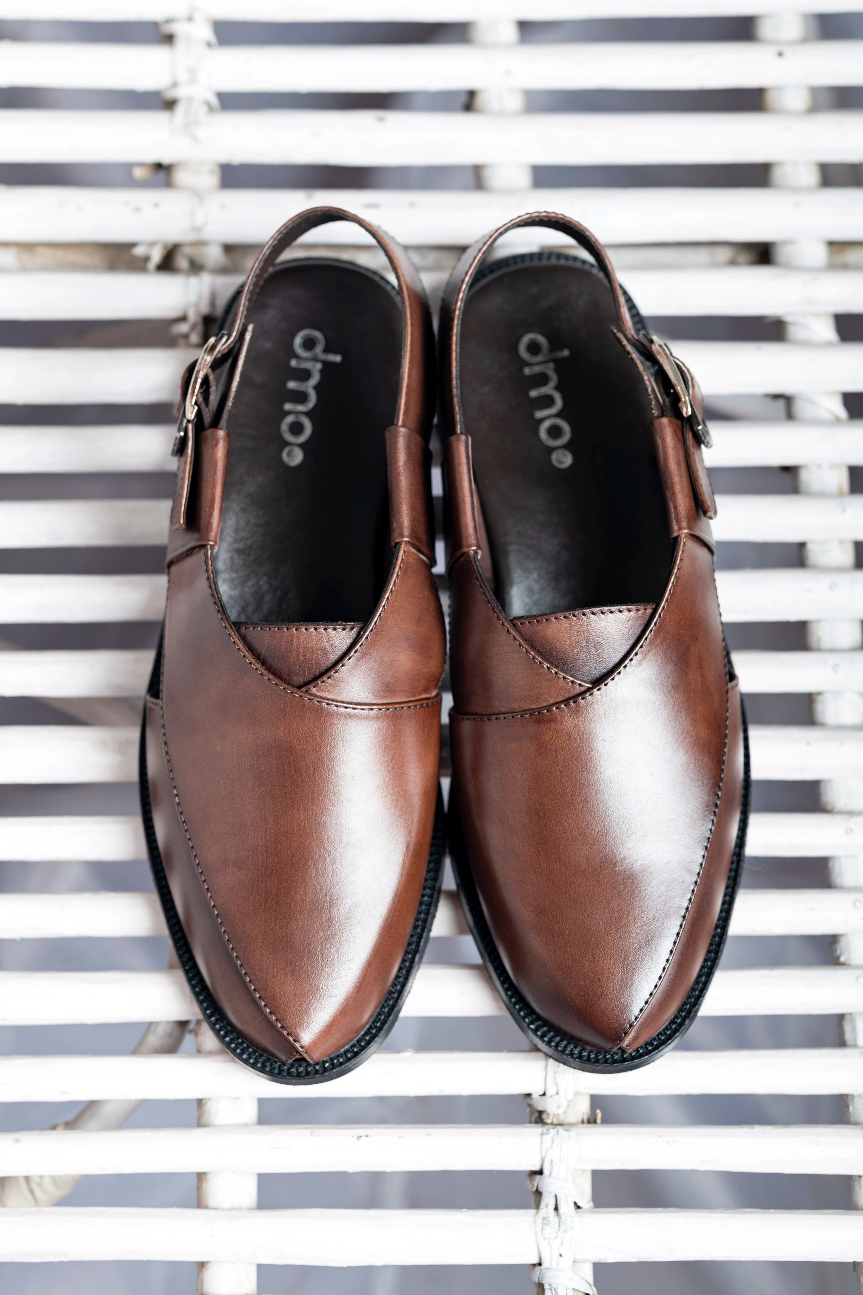 Pesha Bruno | Handcrafted brown leather Pershawaris